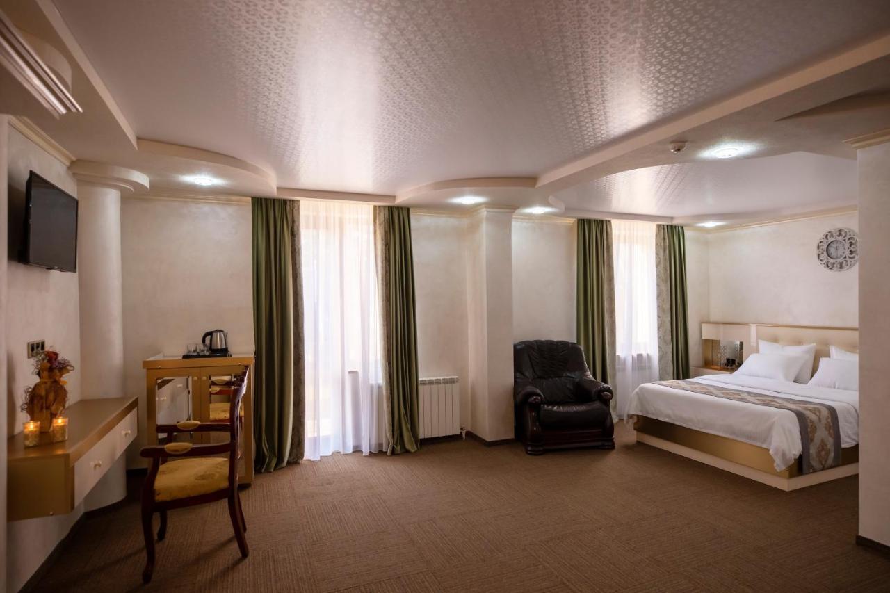 Georgia Gold Hotel Gori Exterior foto